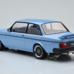Volvo 240 Turbo Svetlo Modrý IXO 1:18 - image 5 of 6