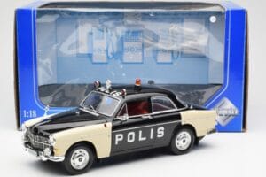 Volvo P121 Polícia Revell 1:18 8904 Kov – obrázok 8 z 8