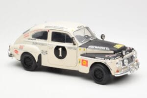 Volvo PV 544 Rally Revell 1:18 8922 Kov – obrázok 6 z 8