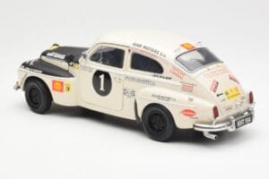 Volvo PV 544 Rally Revell 1:18 8922 Kov – obrázok 7 z 8