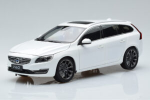 Volvo V60 D3 Crystal Biely FAW 1:18