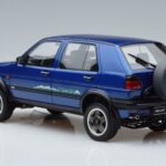 Volkswagen Golf Country Mk2 Modrý Otto 1:18 OT973 Živica - image 5 of 6