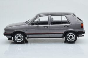 Volkswagen Golf GTI Mk2 Šedý MCG 1:18 MCG18390 Kov – obrázok 3 z 6