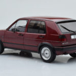 Volkswagen Golf GTI Mk2 Červený MCG 1:18 - image 5 of 6