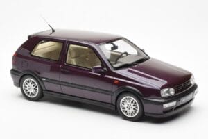 Volkswagen Golf Mk3 VR6 Syncro Tmavý Fialový Perleť Otto 1:18 OT1052 Živica – obrázok 4 z 6