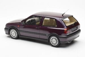 Volkswagen Golf Mk3 VR6 Syncro Tmavý Fialový Perleť Otto 1:18 OT1052 Živica – obrázok 5 z 6