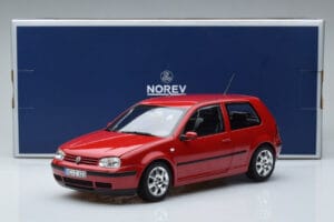 Volkswagen Golf Mk4 Červený Norev 1:18 188573 Kov – obrázok 7 z 7