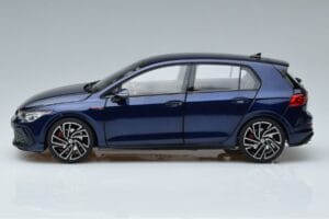 Volkswagen Golf GTI Mk8 Modrý Norev 1:18 188594 Kov – obrázok 4 z 7