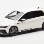 Volkswagen Golf GTI Mk8 Clubsport Biely Otto 1:18 OT986