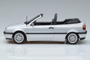 Volkswagen Golf Mk3 Kabriolet Strieborný Norev 1:18 188468 Kov – obrázok 3 z 6