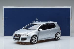 Volkswagen Golf GTI Mk5 Pirelli Edition Strieborný Norev 1:18 188425 Kov – obrázok 7 z 7
