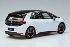 Volkswagen ID.3 Biely FAW 1:18 ZVN000001WEI Kov – obrázok 3 z 7