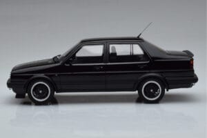 Volkswagen Jetta Mk2 Čierny Otto 1:18 OT1021 Živica – obrázok 3 z 6