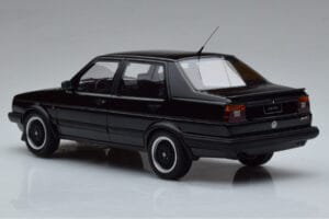 Volkswagen Jetta Mk2 Čierny Otto 1:18 OT1021 Živica – obrázok 5 z 6
