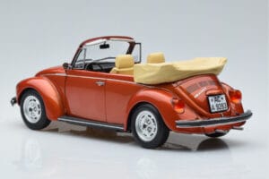 Volkswagen Beetle 1303 Kabriolet Oranžový Norev 1:18 188526 Kov – obrázok 5 z 6