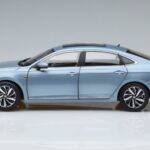 Volkswagen Passat B8 Modrý FAW 1:18 ZVF000003A Kov - image 4 of 7