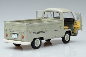 Volkswagen T2a Pickup Edícia 50. Výročia Schuco 1:18 450019800 Kov – obrázok 2 z 7
