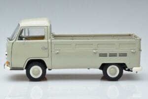 Volkswagen T2a Pickup Edícia 50. Výročia Schuco 1:18 450019800 Kov – obrázok 4 z 7