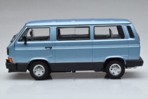 Volkswagen T3 Multivan Modrý Norev 1:18 188544 Kov – obrázok 3 z 6