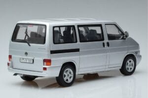 Volkswagen T4b Transporter Caravelle Minibus Schuco 1:18 450041500 Kov – obrázok 3 z 8