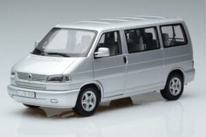 Volkswagen T4b Transporter Caravelle Minibus Schuco 1:18 450041500 Kov