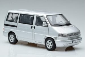 Volkswagen T4b Transporter Caravelle Minibus Schuco 1:18 450041500 Kov – obrázok 6 z 8