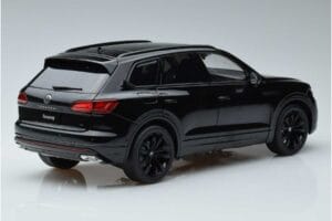 Volkswagen Touareg CR Čierny FAW 1:18 LTC761021BLA Kov – obrázok 3 z 7