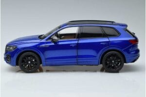 Volkswagen Touareg CR Modrý FAW 1:18 LTC761021BLU Kov – obrázok 4 z 7