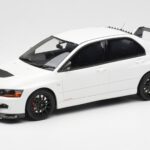 Mitsubishi Lancer Evo VIII MR FQ-400 Biely Otto 1:18