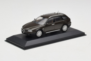 Alfa Romeo 159 Brooklands Green Minichamps 1:43 400120411 Kov – obrázok 2 z 4