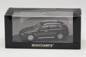 Alfa Romeo 159 Brooklands Green Minichamps 1:43 400120411 Kov – obrázok 4 z 4