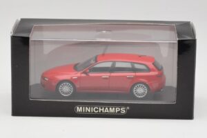 Alfa Romeo 159 Sportwagon Alfa Červený Minichamps 1:43 400120511 Kov – obrázok 4 z 4
