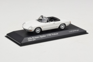 Alfa Romeo 1750 Spider Veloce Biely Minichamps 1:43 400120530 Kov – obrázok 2 z 4
