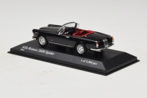 Alfa Romeo 2600 Spider Čierny Minichamps 1:43 400120630 Kov – obrázok 3 z 4