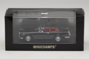 Alfa Romeo 2600 Spider Čierny Minichamps 1:43 400120630 Kov – obrázok 4 z 4