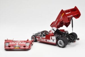 Alfa Romeo 33TT 12 #1 A. Merzario / J. Laffite 1000km Nurburgring Winner 1975 AUTOart 1:18 87505 Kov – obrázok 5 z 8