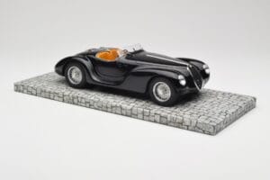 Alfa Romeo 6C 2500 SS Corsa Spider Čierny Minichamps 1:18 107120231 Kov – obrázok 4 z 6