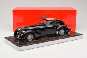 Alfa Romeo 8C 2900B Lungo Čierny Minichamps 1:18 100120421 Kov – obrázok 8 z 8