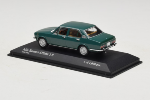 Alfa Romeo Alfetta 1.8 Zelený Minichamps 1:43 400120204 Kov – obrázok 3 z 4