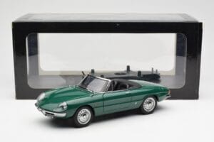 Alfa Romeo Duetto Spider Zelený AUTOart 1:18 70138 Kov – obrázok 8 z 8