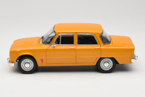 Alfa Romeo Giulia 1300 Super Oranžový Minichamps 1:18 180120900 Kov – obrázok 4 z 8