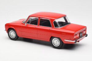 Alfa Romeo Giulia Nuova Super Červený MCG 1:18 MCG18145 Kov – obrázok 5 z 6