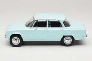 Alfa Romeo Giulia TI 105 Sky Blue Norev 1:18 187974 Kov – obrázok 4 z 7