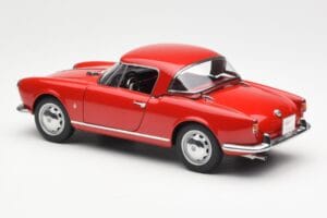 Alfa Romeo Giulietta 1300 Spider Červený AUTOart 1:18 70157 Kov – obrázok 7 z 8