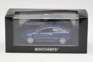 Alfa Romeo GT Dark Blue Metallic Minichamps 1:43 400120326 Kov – obrázok 4 z 4