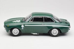 Alfa Romeo GTA 1300 Junior Zelený Minichamps 1:18 155120022 Kov – obrázok 3 z 6
