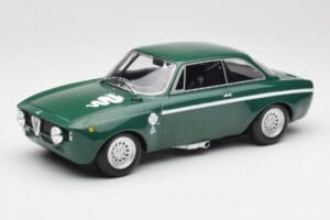 Alfa Romeo GTA 1300 Junior Zelený Minichamps 1:18 155120022 Kov