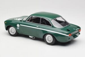Alfa Romeo GTA 1300 Junior Zelený Minichamps 1:18 155120022 Kov – obrázok 5 z 6