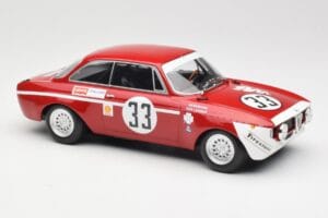 Alfa Romeo GTA 1300 Junior #33 T. Hezemans / G. van Lennep Division 1 Winners 4 Hours of Jarama 1972 Minichamps 1:18 15572123 – obrázok 4 z 6