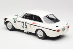 Alfa Romeo GTA 1300 Junior #35 C. Colzani / Pooky / G. Venturi 4 Hours of Jarama 1972 Minichamps 1:18 155721235 Kov – obrázok 5 z 6